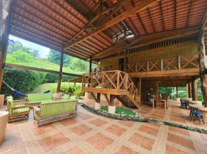 Corazon del Rio, Villa with Waterfall and Swim Hole
